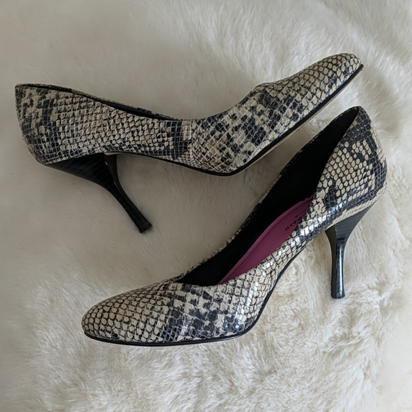 Isaac Mizrahi Shoes - Snake Skin Heels